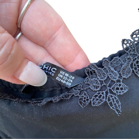 Bloomchic Curve Cold shoulder Sheer Dress I Size: 18-20 US - Picture 9 of 13